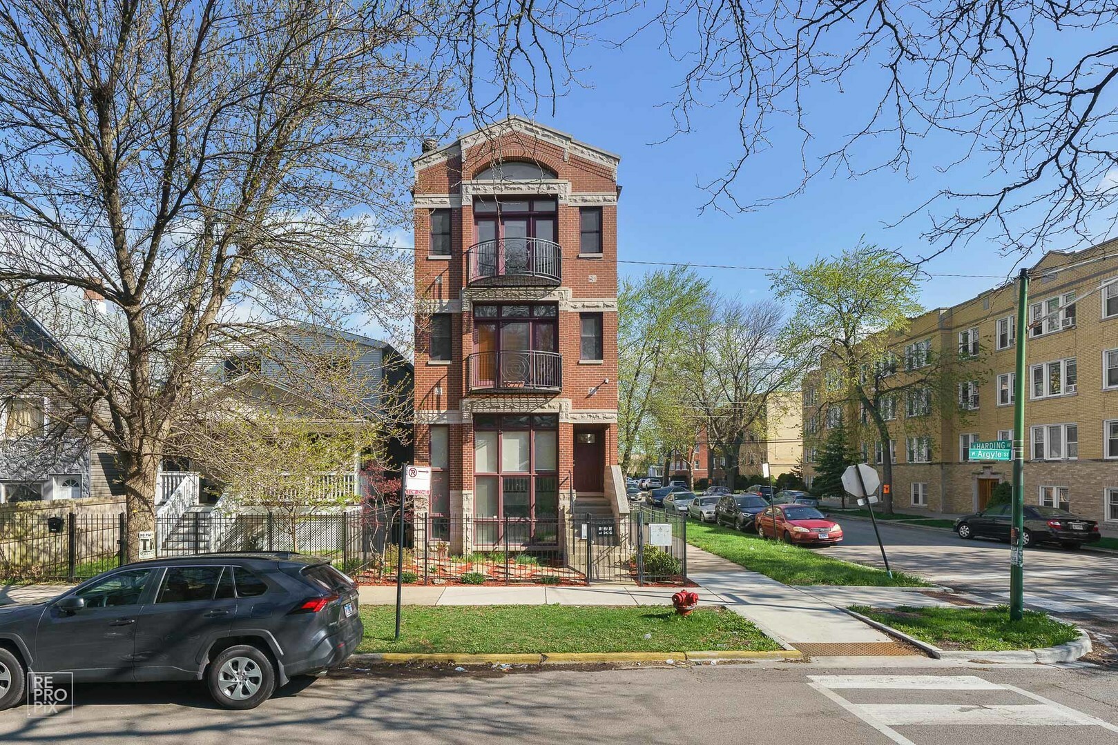 Property Photo:  3934 W Argyle Street 3C  IL 60625 