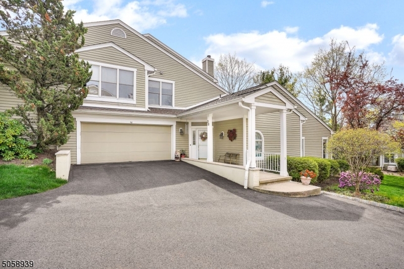 Property Photo:  38 Edgewood Rd  NJ 07921 