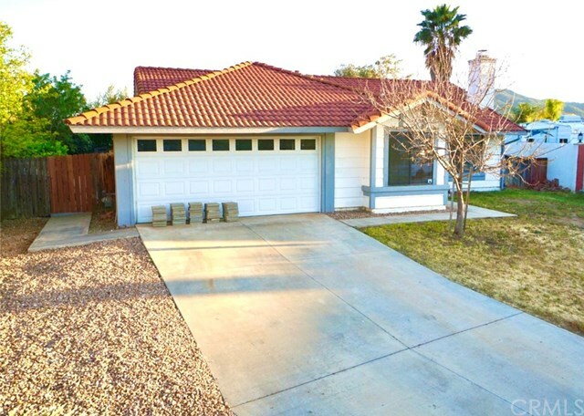 Property Photo:  22813 Kuka Circle  CA 92595 