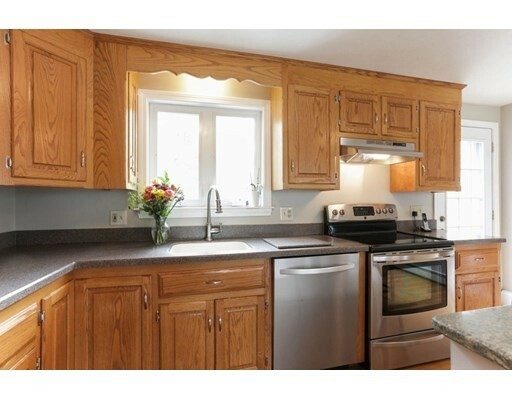 Property Photo: 6 Georgia Dr MA 02038