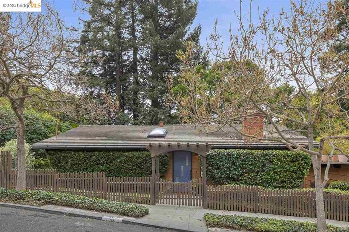 482 Boynton Ave  Berkeley CA 94707 photo