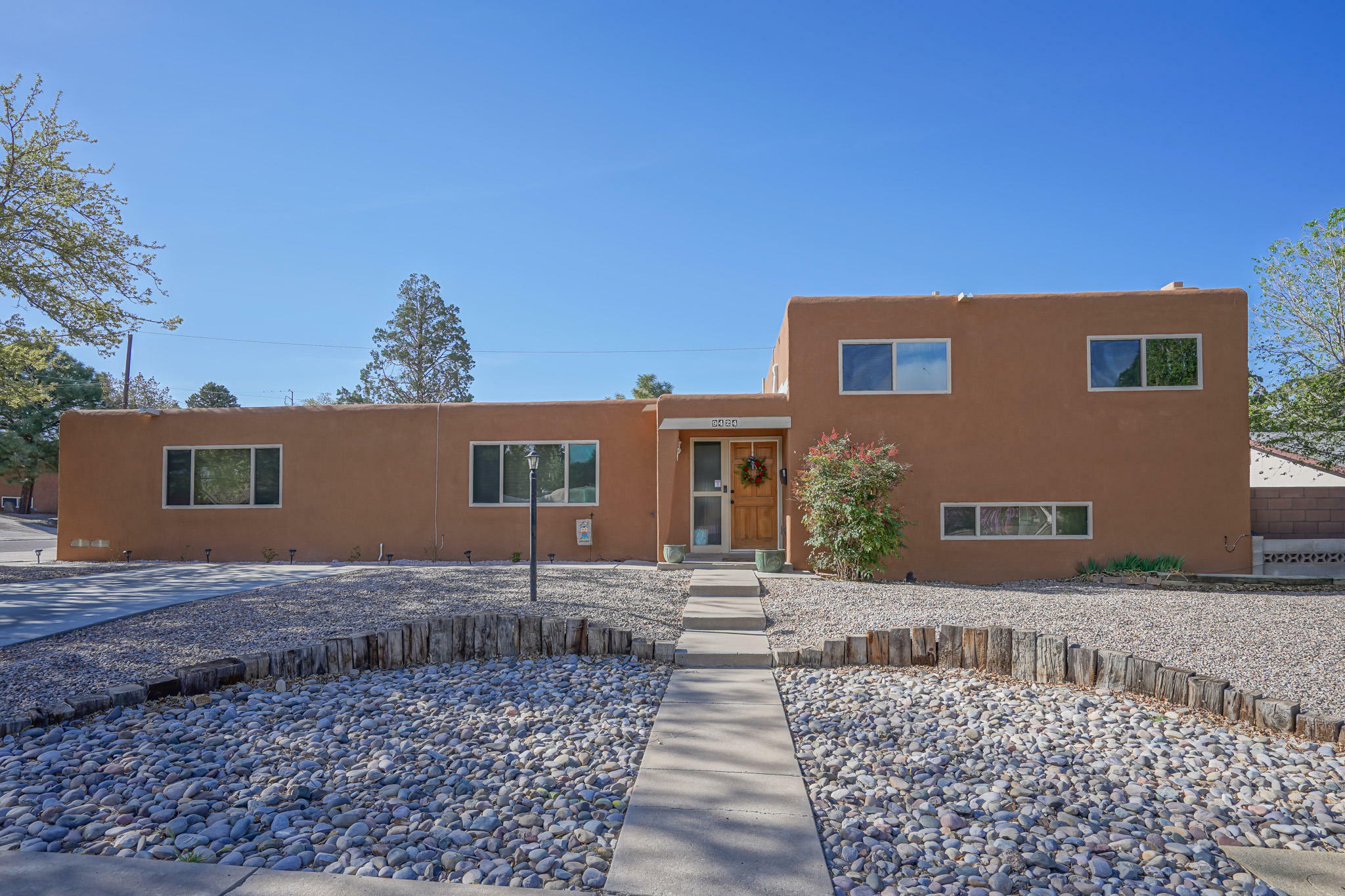 Property Photo:  9424 Lagrima De Oro Road NE  NM 87111 