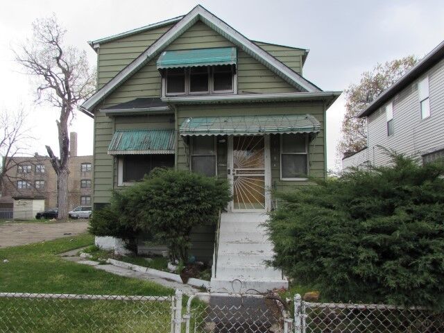 Property Photo: 6816 S Lafayette Avenue IL 60621