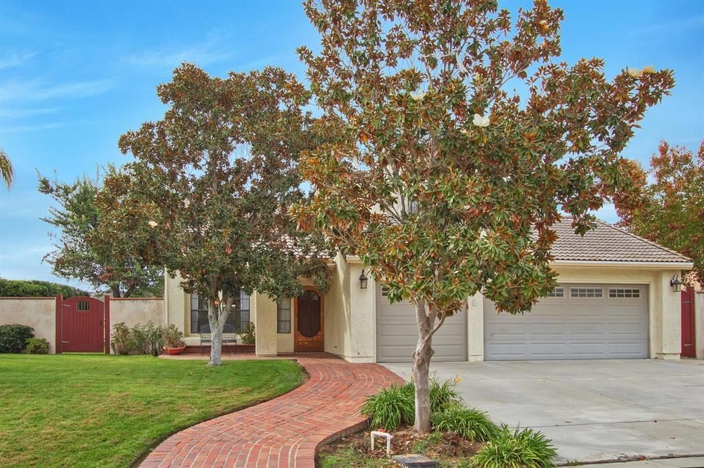 Property Photo: 5401 Triple Crown Drive CA 92003