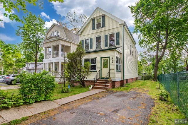 Property Photo:  613 Thomas Boulevard  NJ 07017 