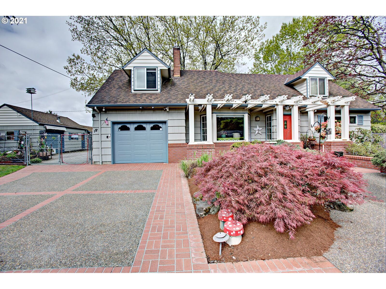 Property Photo: 1835 NE 137th Ave OR 97230