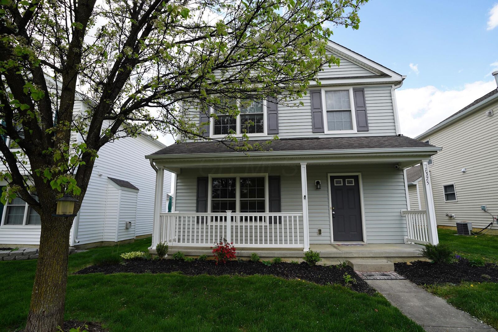 Property Photo:  1375 Geranium Drive  OH 43004 