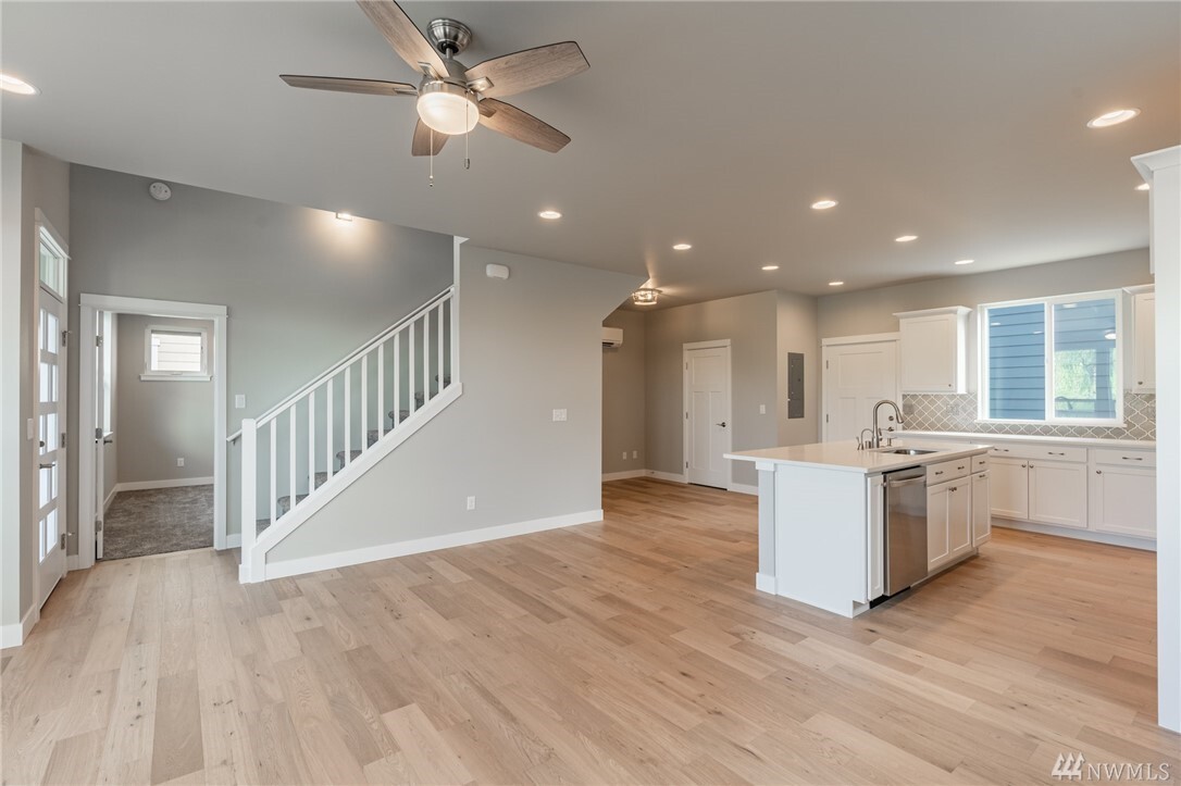 Property Photo: 712 Blackstone Lane WA 98226