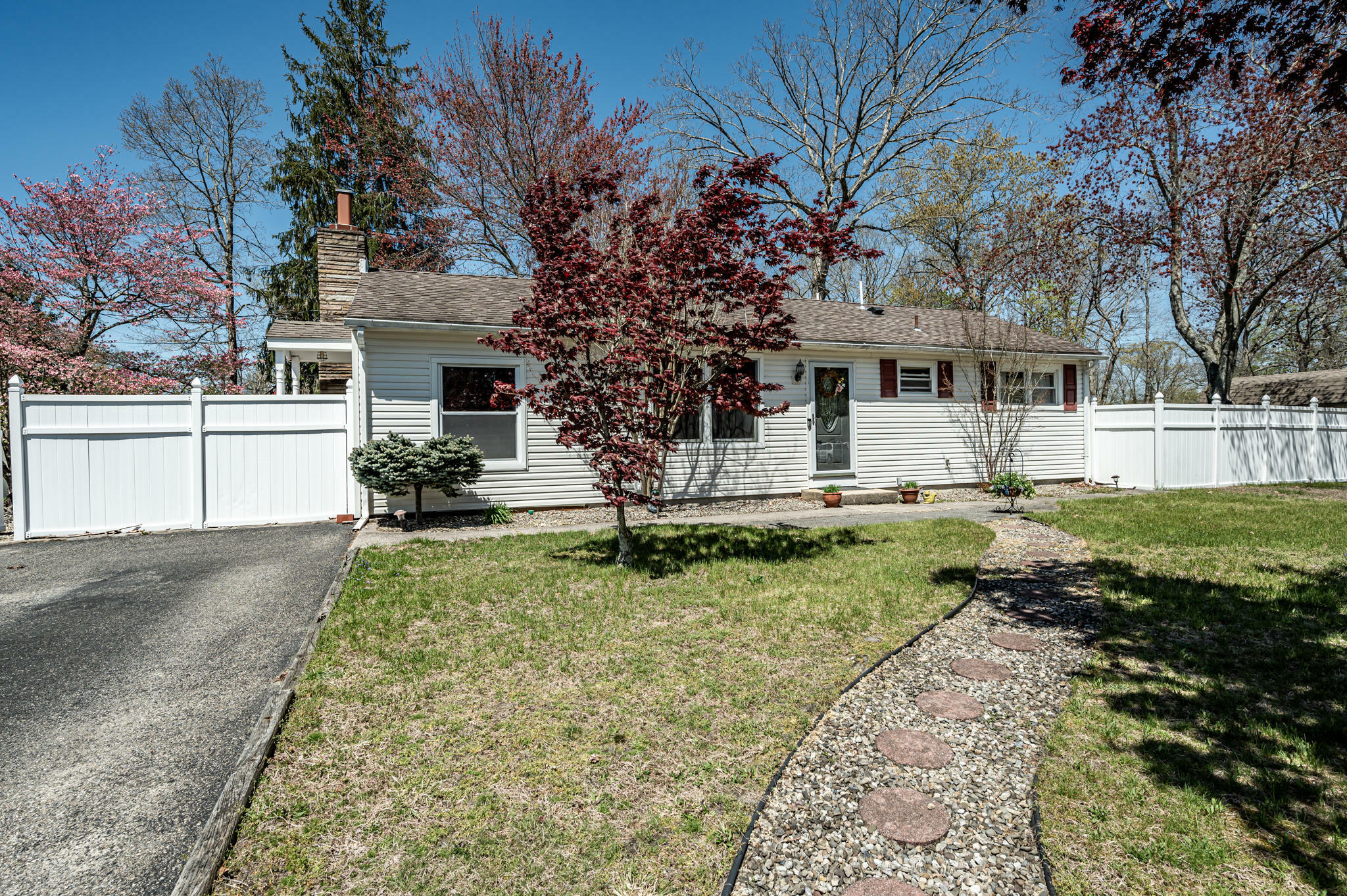 Property Photo:  10 Oakwood Drive  NJ 07731 