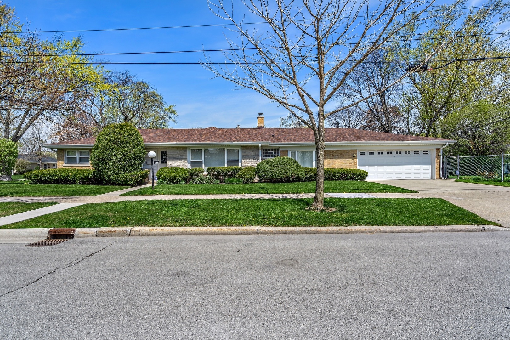 Property Photo:  4020 Emerson Street  IL 60076 