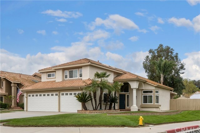 Property Photo: 40231 Atmore Court CA 92591