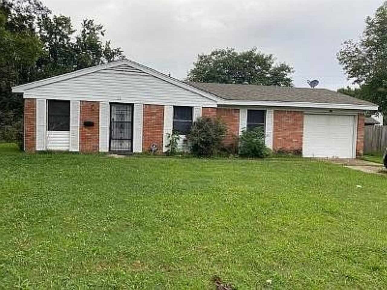 Property Photo: 122 Cherry AR 72370