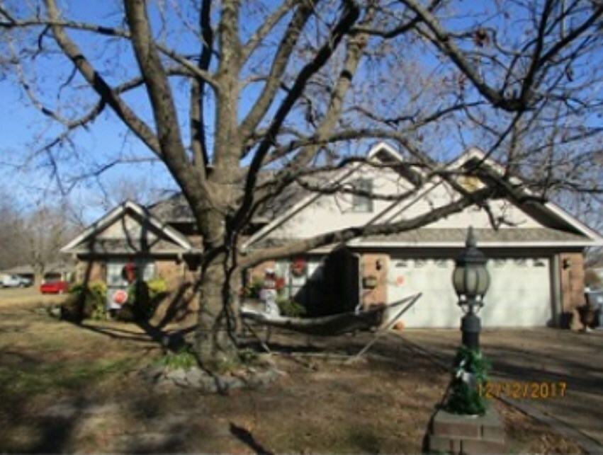 Property Photo:  120 W Montgomery  AR 72476 