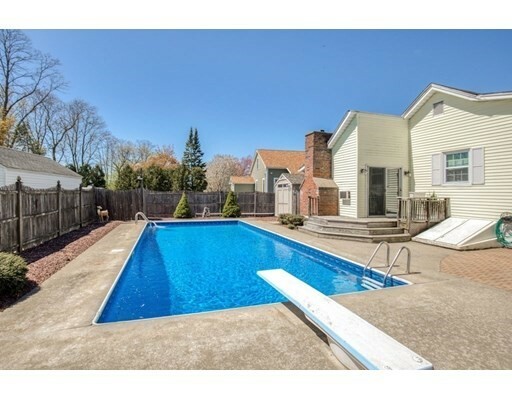 Property Photo: 15 Oxford St MA 01020