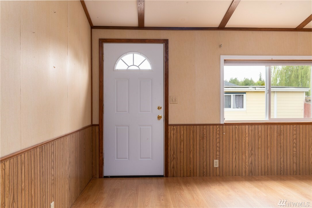 Property Photo:  1810 N 33rd Place  WA 98273 