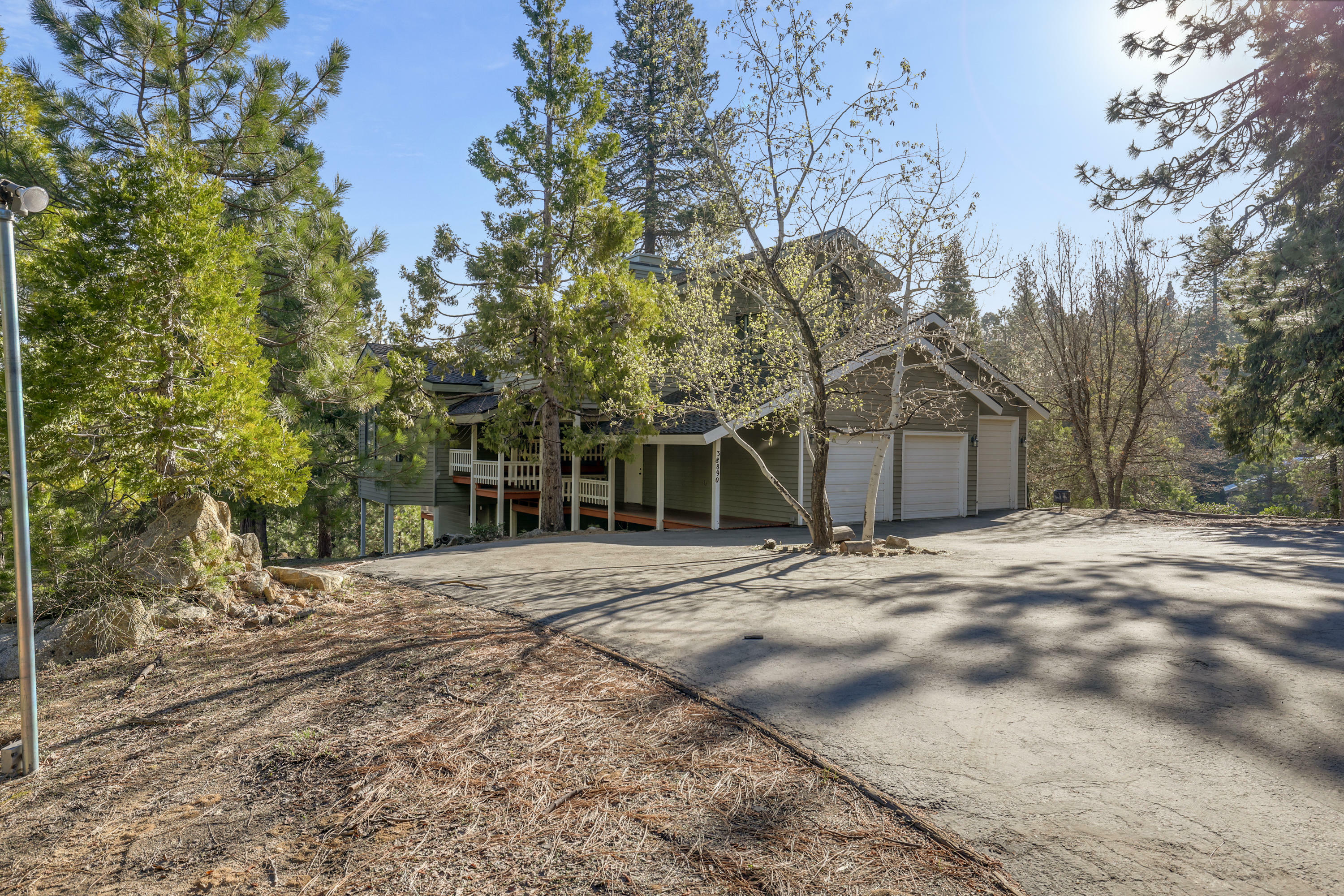 38890 Littlefield Road  Shaver Lake CA 93664 photo