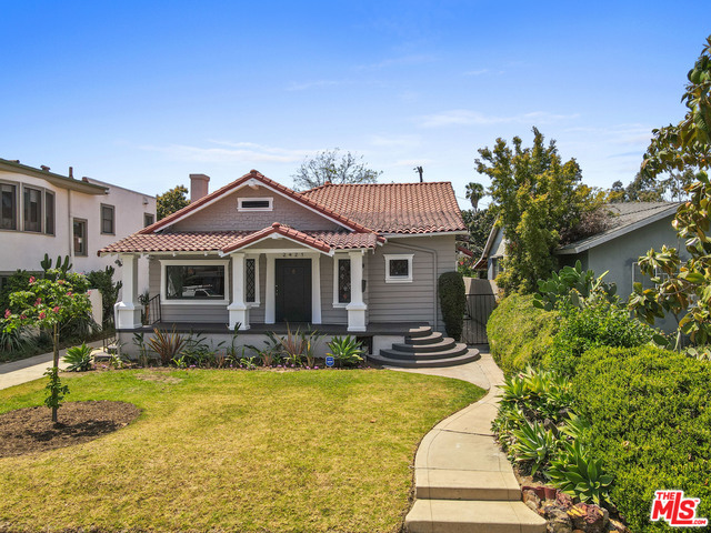 Property Photo: 2421 8th Ave CA 90018