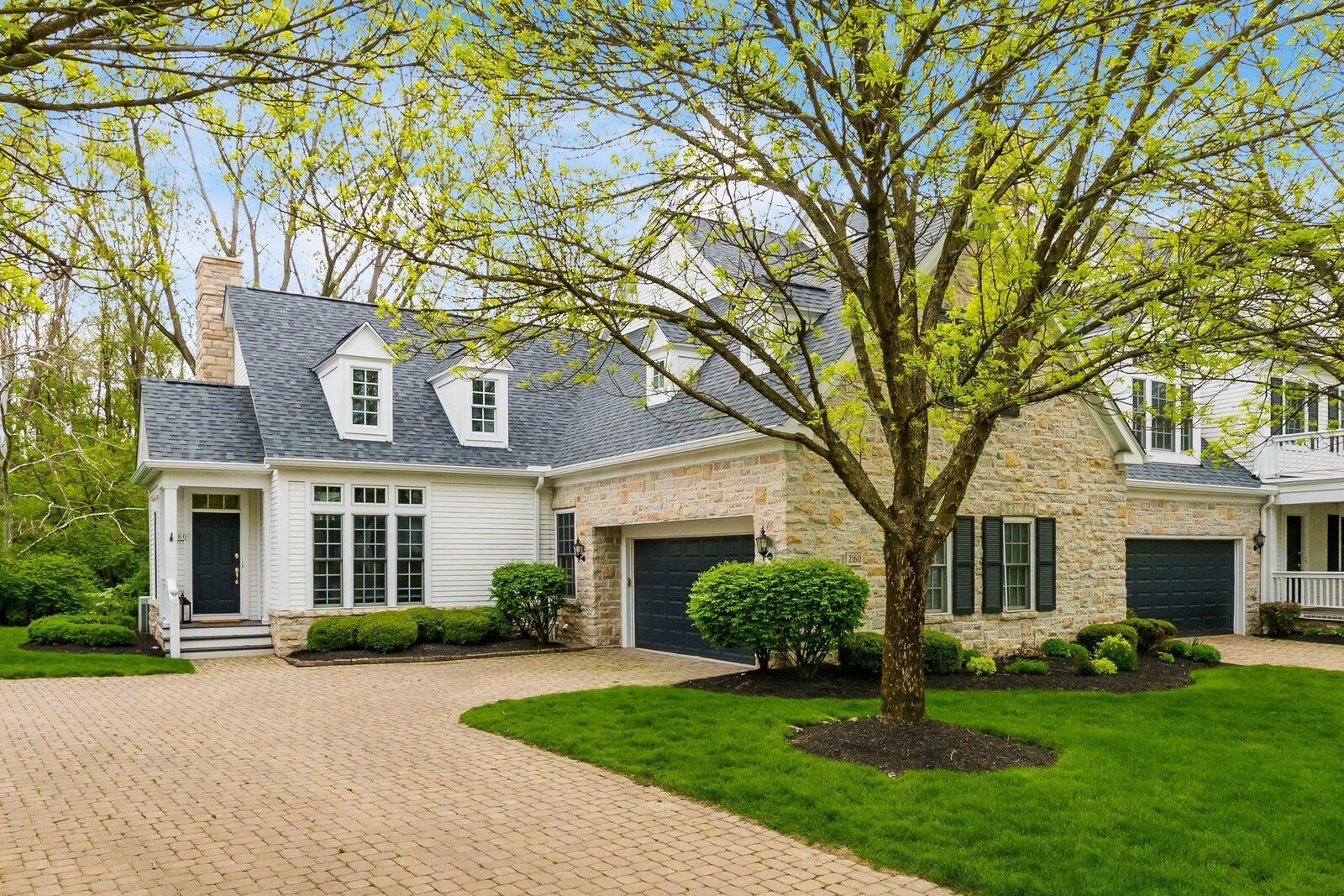 Property Photo:  2160 Lane Woods Drive  OH 43221 