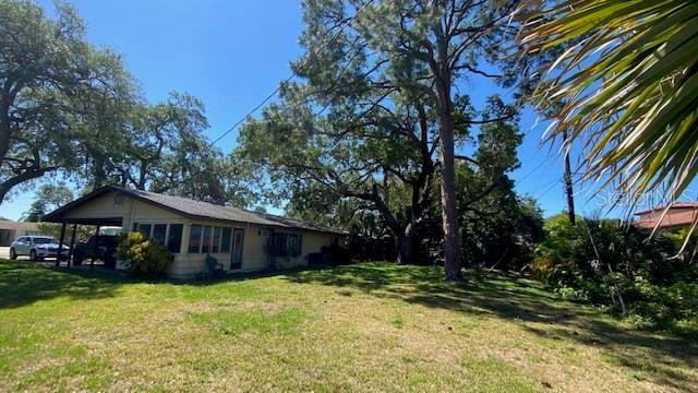 Property Photo: 305 Park Boulevard N FL 34285