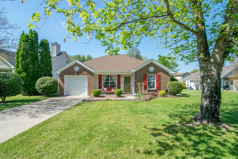 Property Photo: 2917 Delta Queen Dr TN 37214