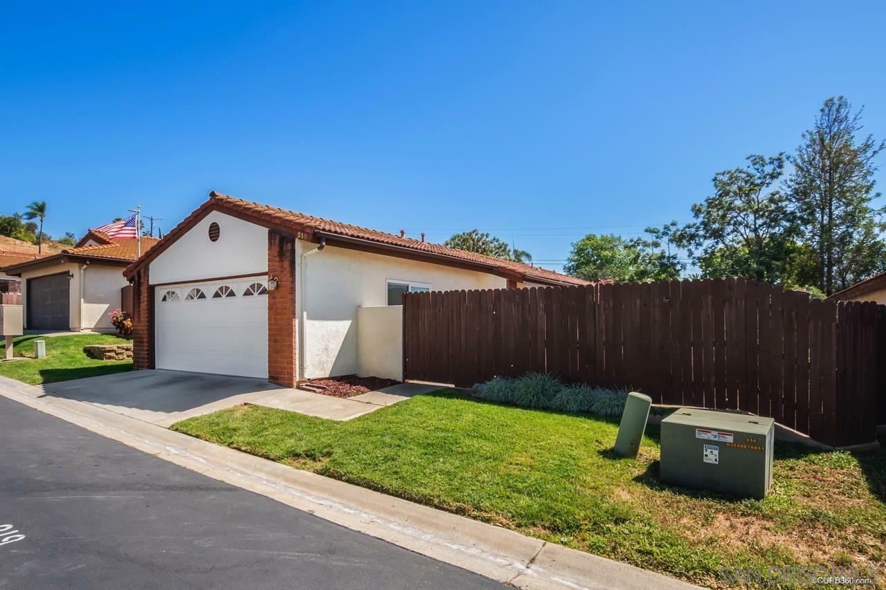 Property Photo:  219 Belfast Glen  CA 92027 