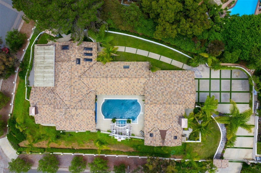 Property Photo: 3106 Circa De Tierra CA 92024