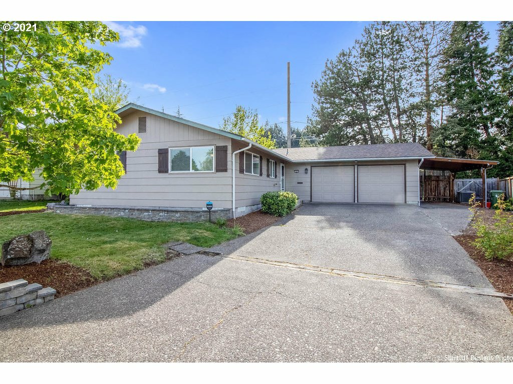 Property Photo: 2480 Fillmore St OR 97405