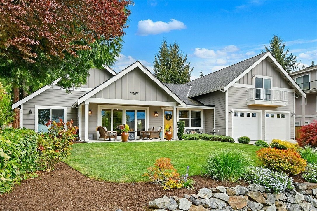 Property Photo:  19030 9th Place NW  WA 98177 