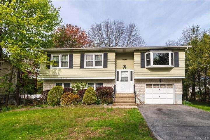 35 Island View Avenue  Monroe NY 10950 photo
