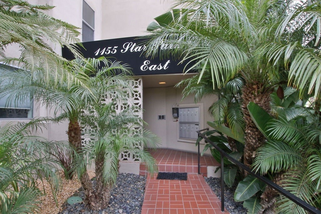 Property Photo: 1155 Star Park Circle 2F CA 92118