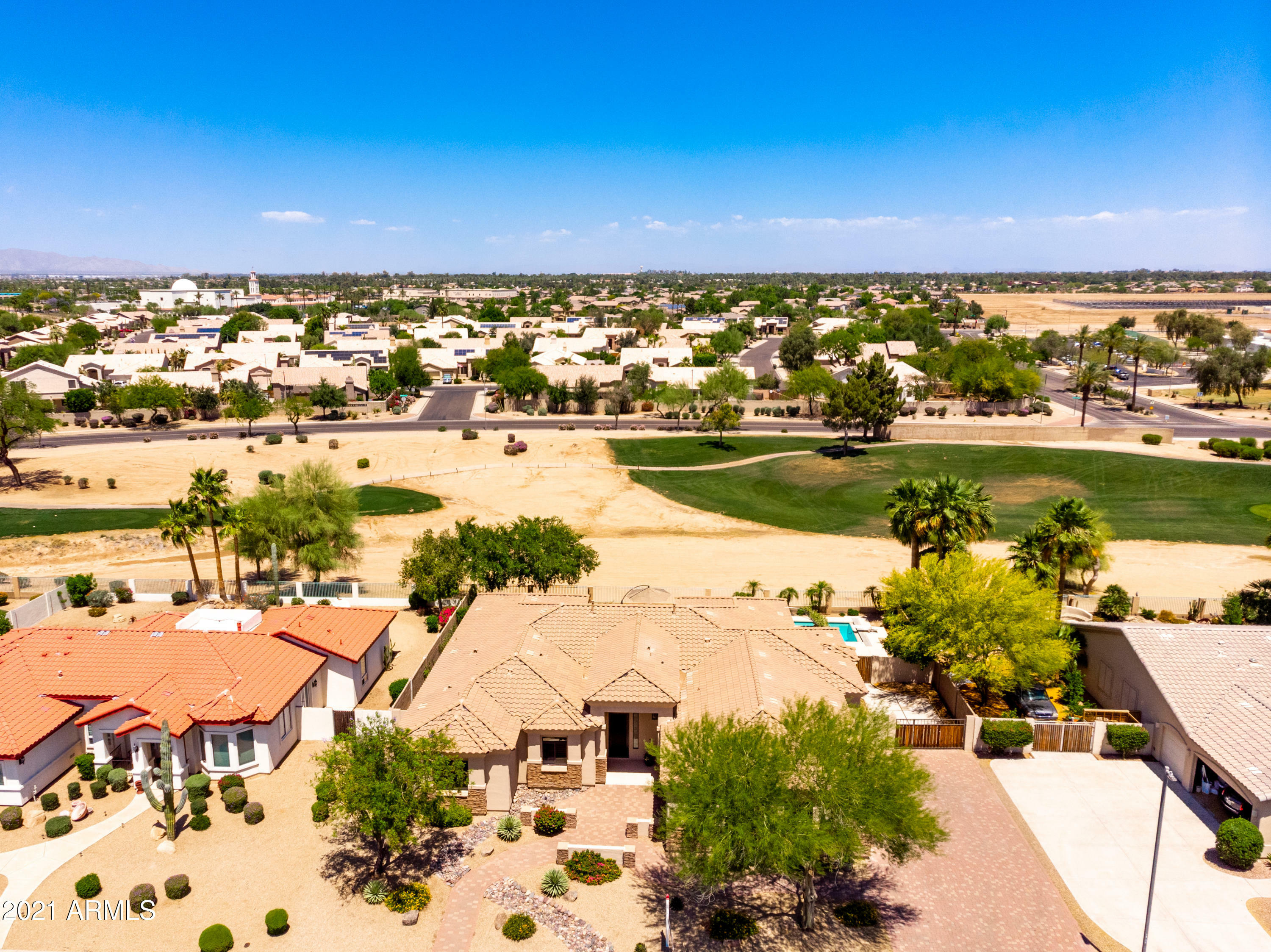 Property Photo: 13554 Fairway Loop N AZ 85395