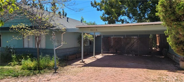 Property Photo:  3425 Sycamore Drive  CA 93401 