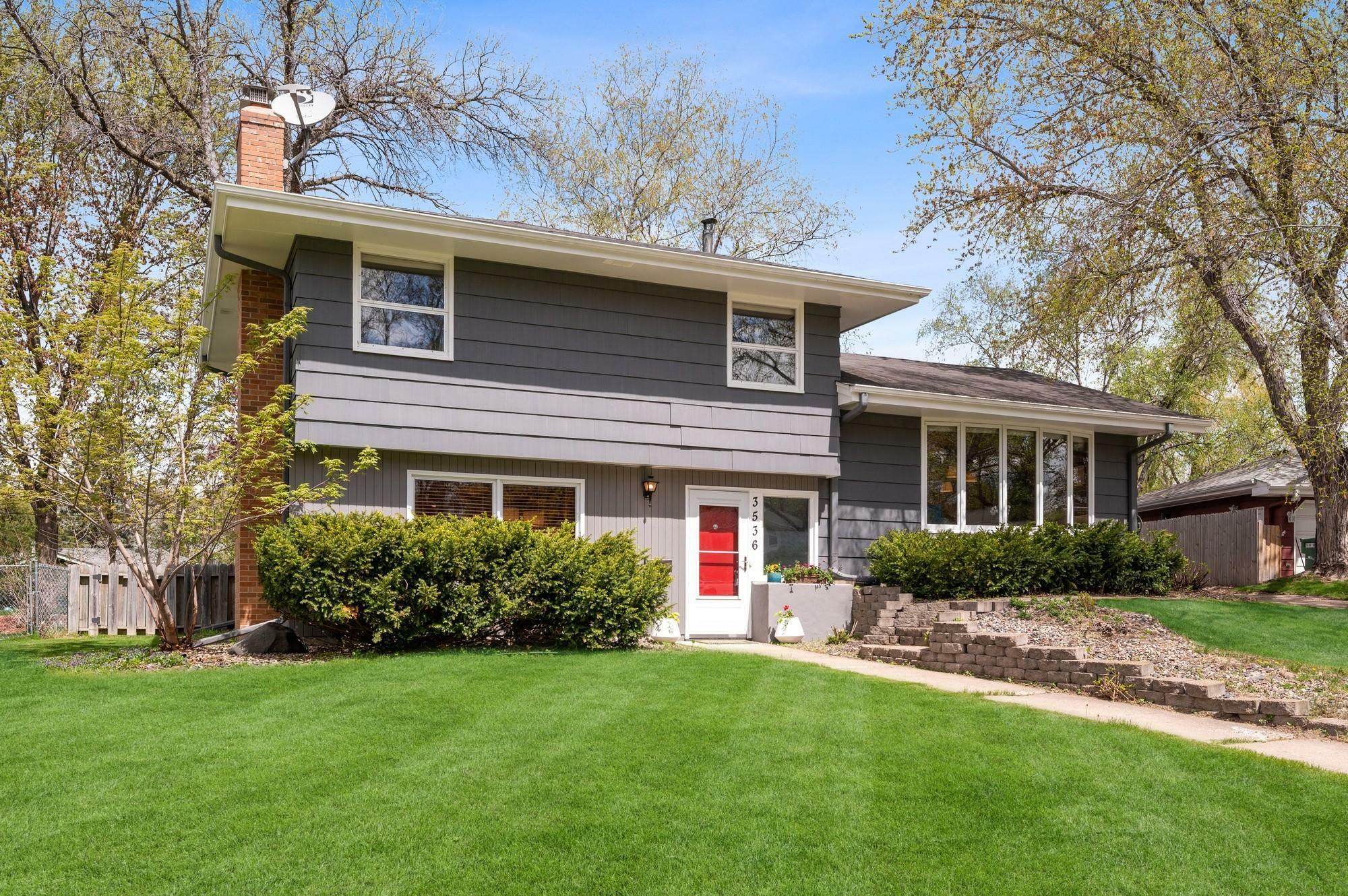 Property Photo: 3536 Aquila Avenue N MN 55427