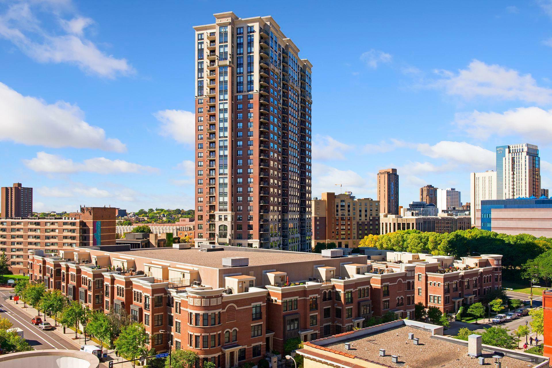 Property Photo: 500 E Grant Street 2711 MN 55404