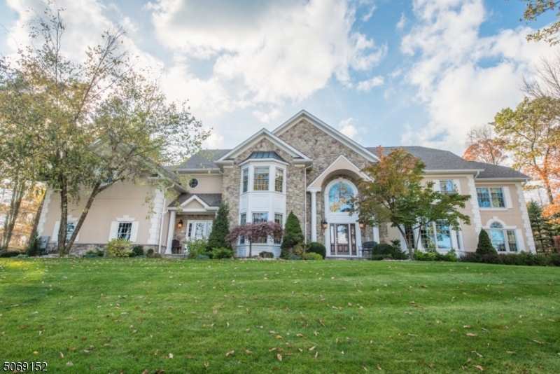 Property Photo: 4 Winthrop Gait Rd NJ 07871
