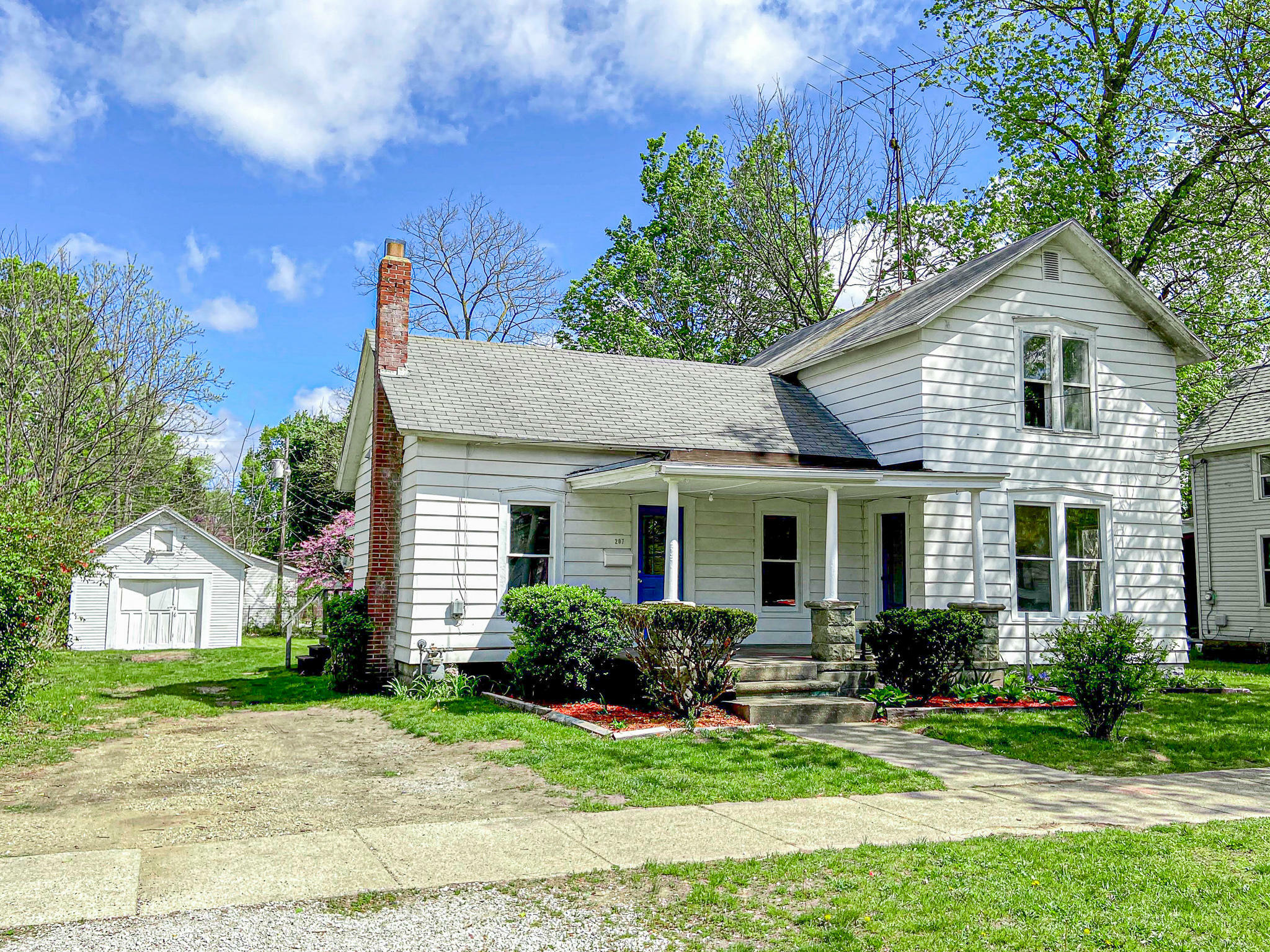 Property Photo:  207 E Telegraph Street  MI 49047 