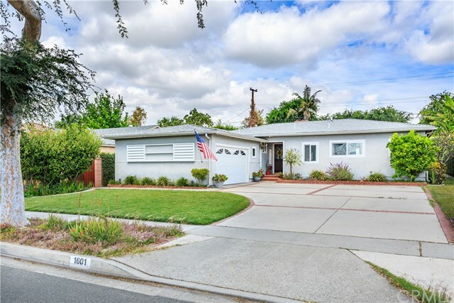 Property Photo:  1601 Central Avenue  CA 92831 