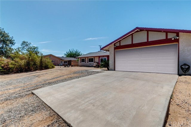 Property Photo:  61045 Navajo  CA 92252 