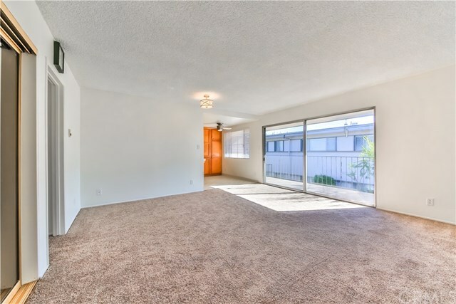 Property Photo:  2940 W Carson Street 206  CA 90503 