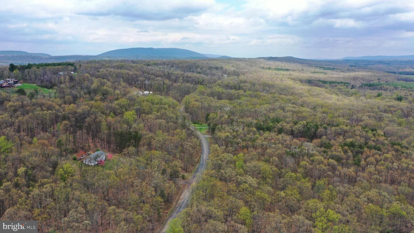 Property Photo: L-78 Logger VA 22637