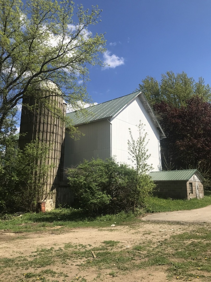 Property Photo:  18612 Hebron Road  IL 60033 