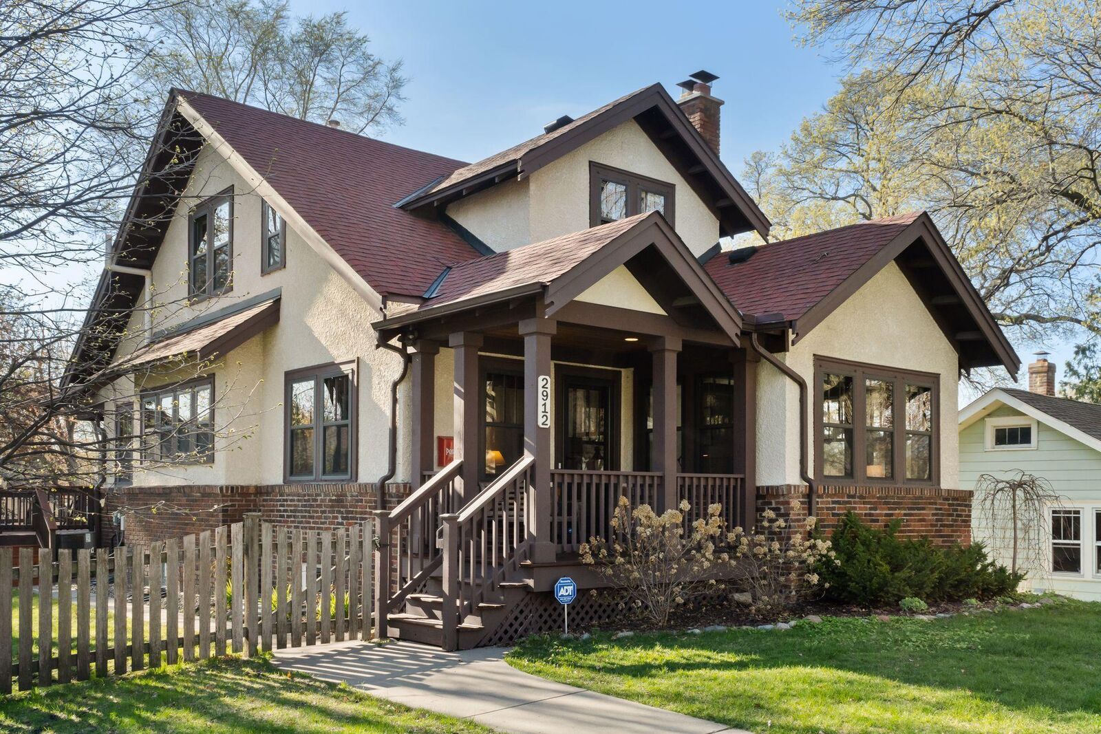 Property Photo: 2912 Natchez Avenue S MN 55416