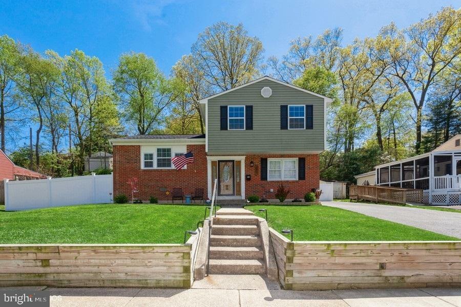 Property Photo:  231 Chartley Drive  MD 21136 