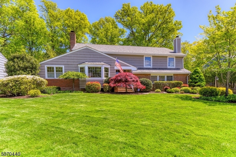 Property Photo: 1438 Graymill Dr NJ 07076