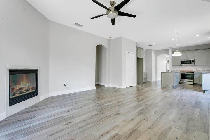 Property Photo:  1687 Anna Catherine Drive  FL 32828 