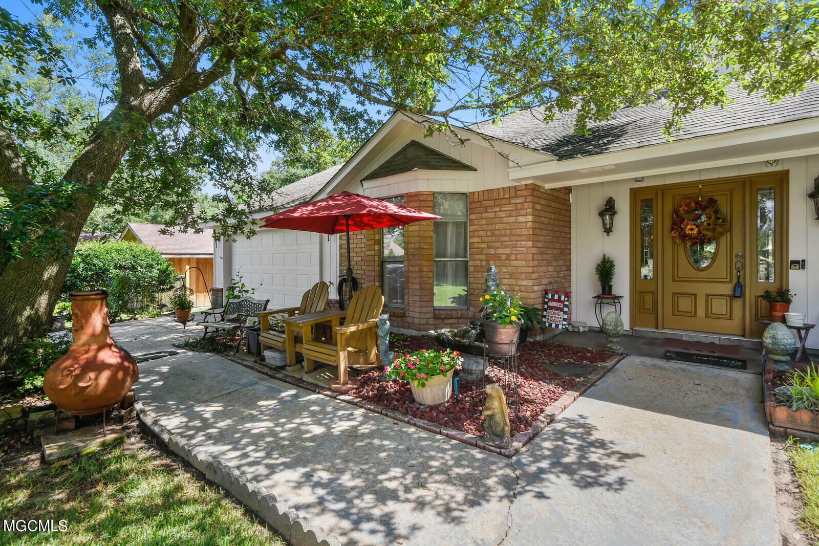 Property Photo:  5413 E Diamondhead Drive  MS 39525 