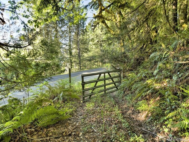 Property Photo:  0 E State Route 106  WA 98528 