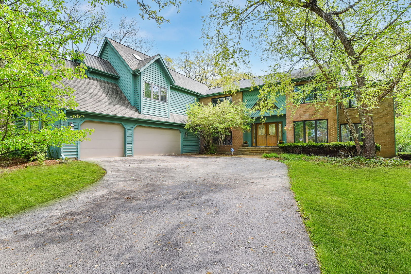 1S251 Saint Mihiel Drive  Winfield IL 60190 photo