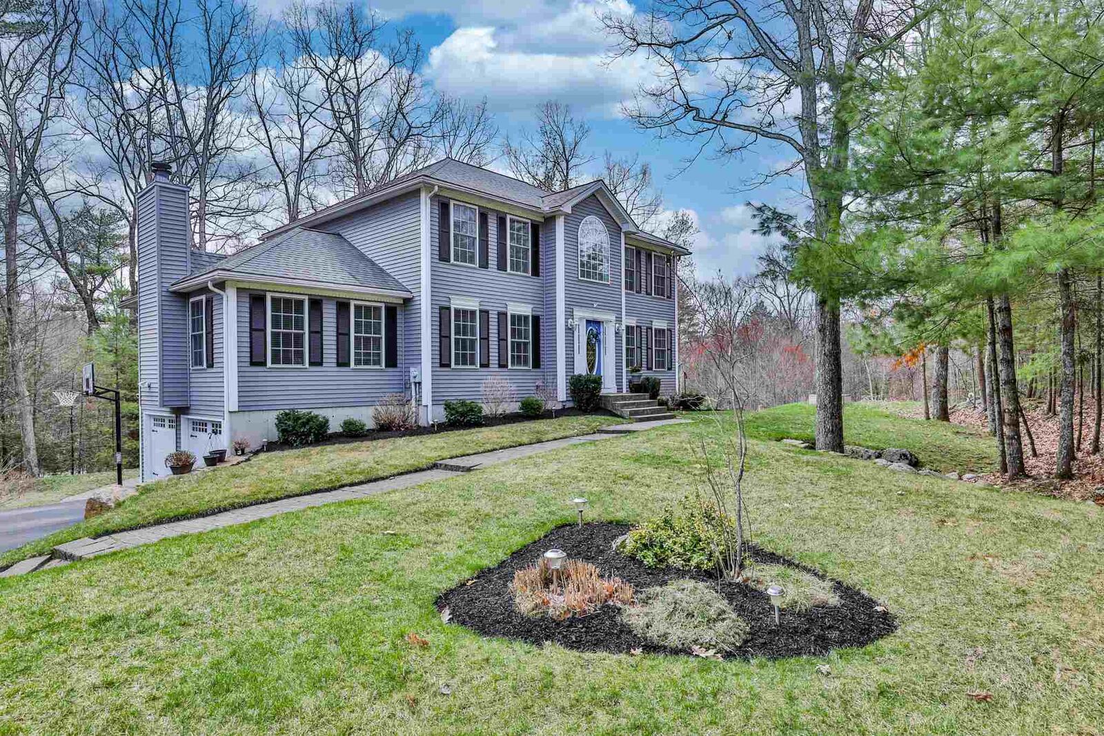 Property Photo:  164 Forest Drive  NH 03032 