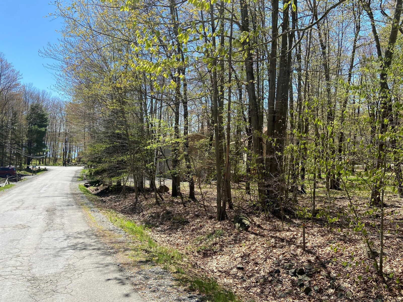 Property Photo: 5 Skippack Tr Drive PA 18347